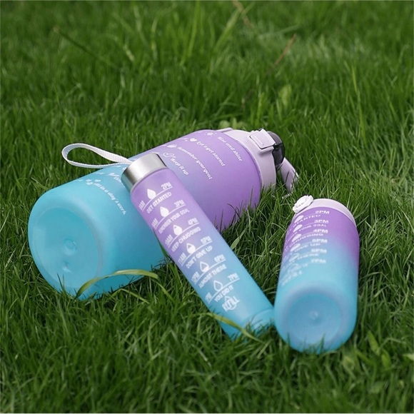 2 gradient set of water bottles , a set of 2 sizes, plastic water cups bottles - Picture 5 of 10